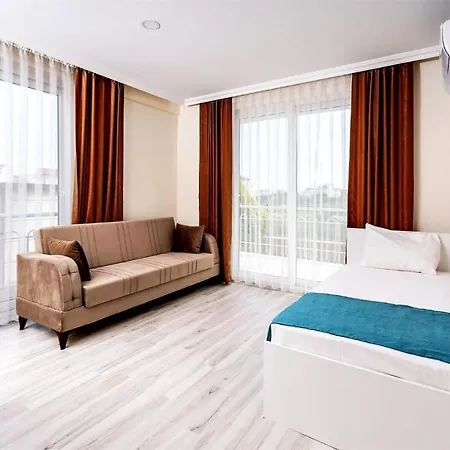 Diamonds Aparthotel 2*