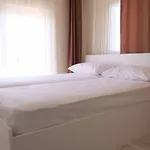 Diamonds Apart-hotel 2*