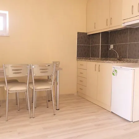 Diamonds Apartmanhotel